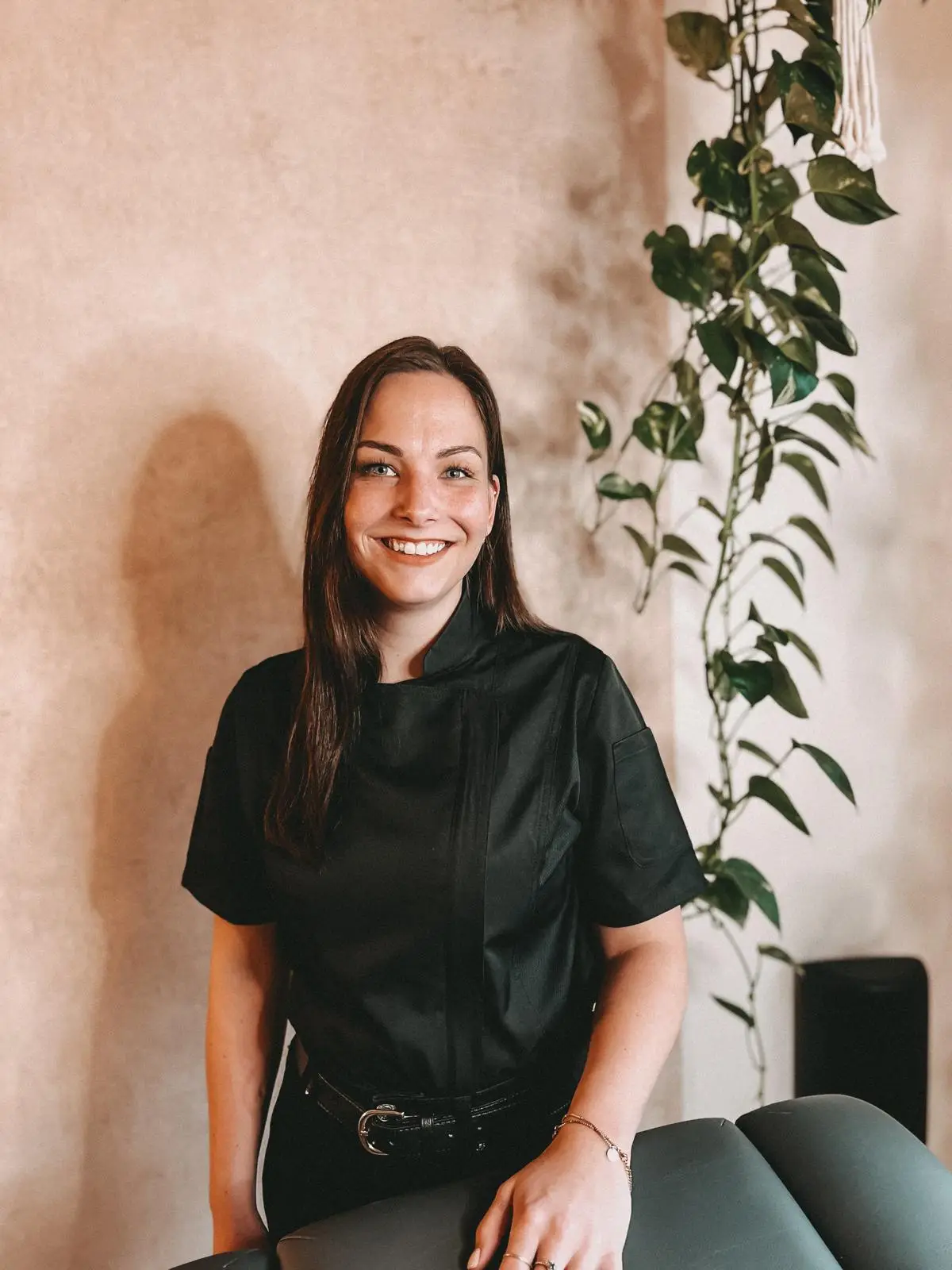 Julia Außerer in ihrem Studio in Weiden